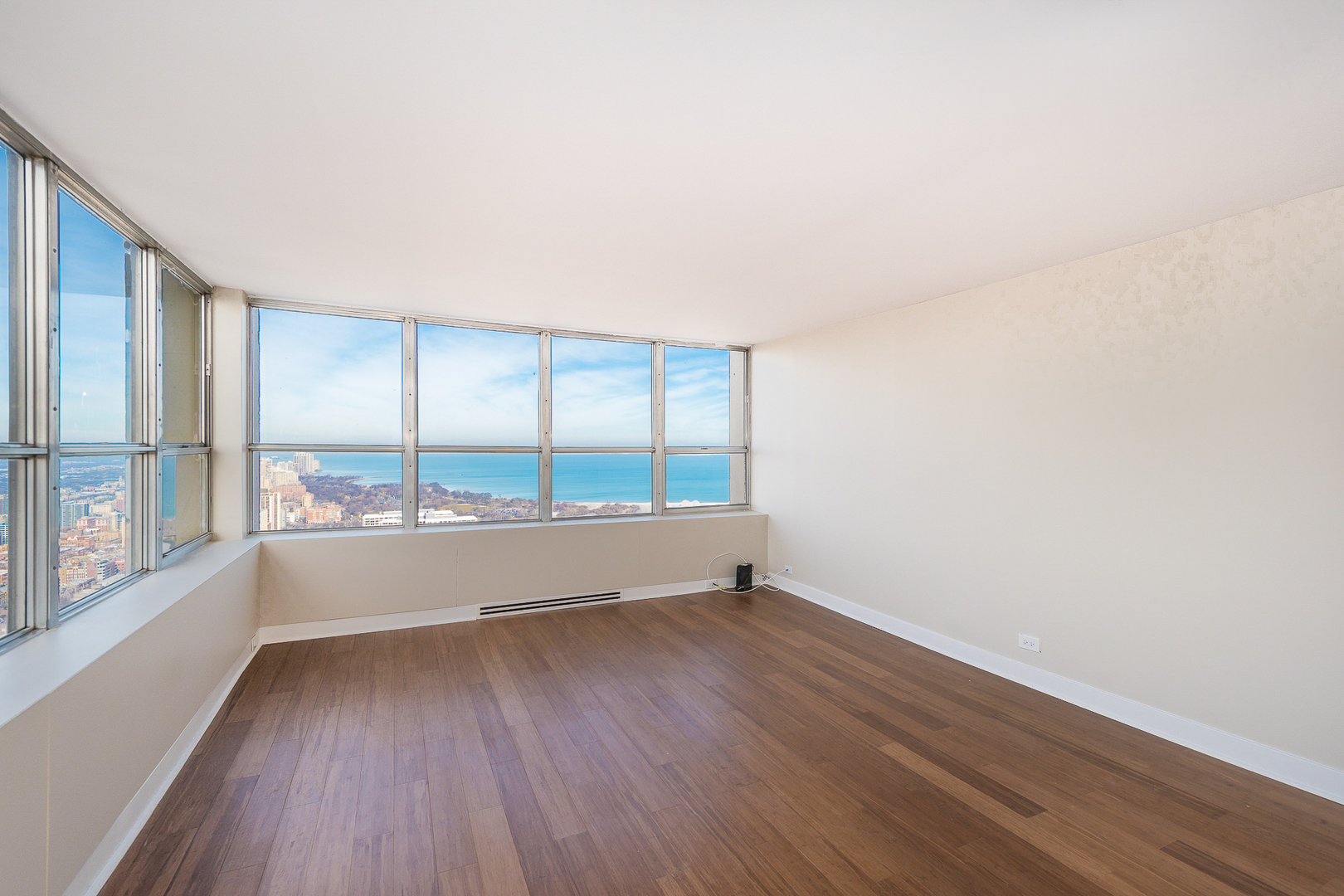 655 W IRVING PARK Road 5416