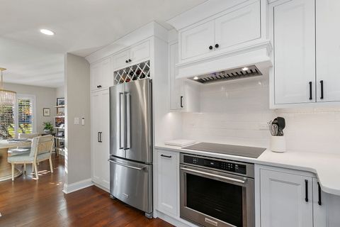 Tiny photo for Lake Barrington, IL 60010 (MLS # 12517077)