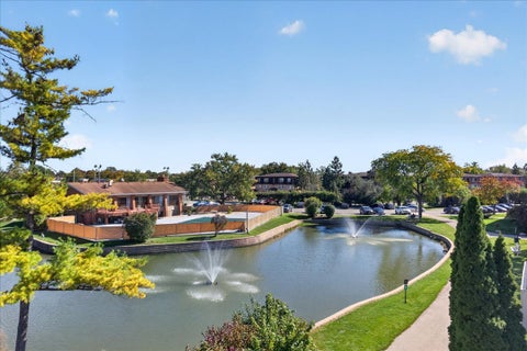 Tiny photo for 2000 Bayside Drive #313, Palatine, IL 60074 (MLS # 12775967)
