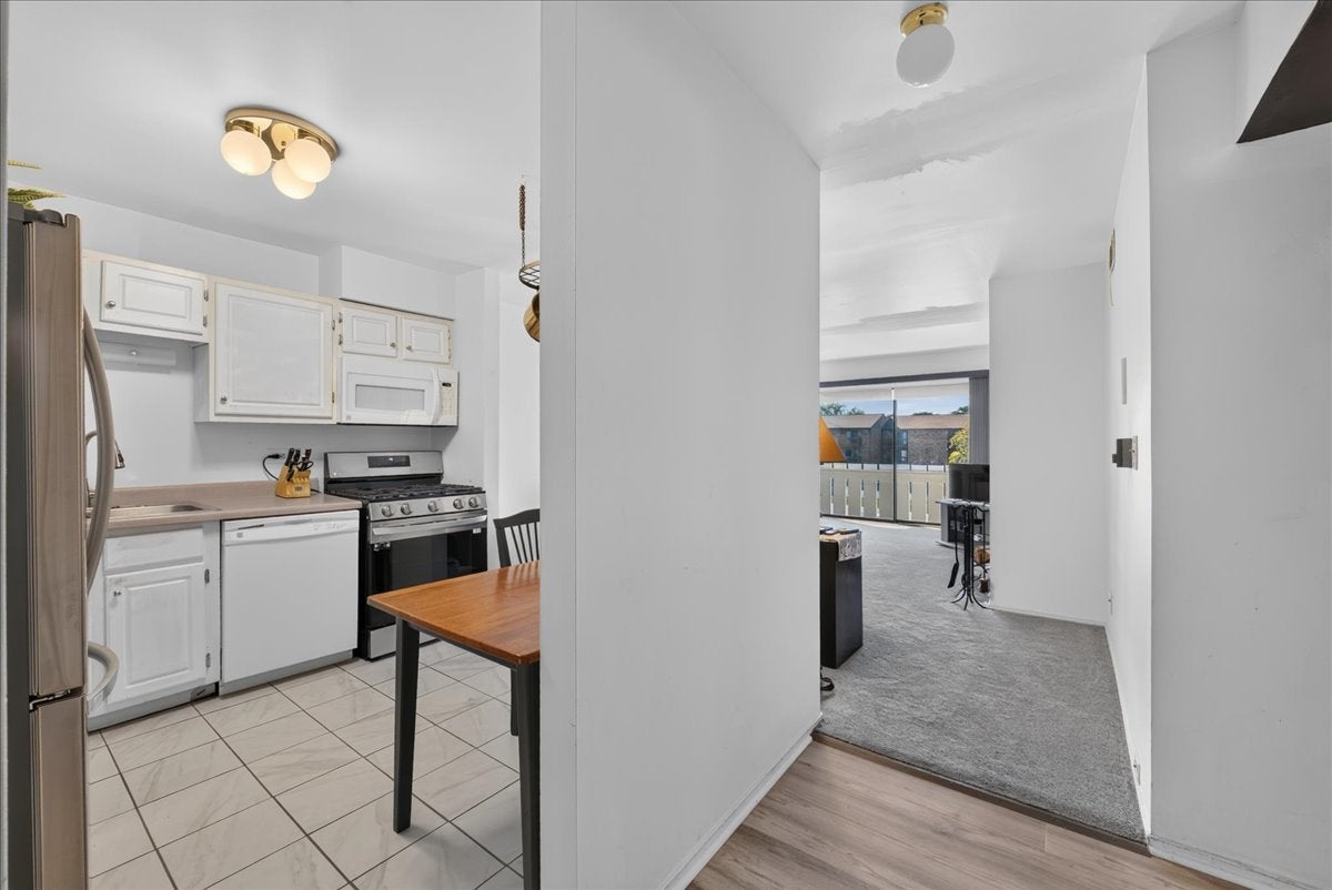 2000 Bayside Drive 313