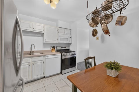 Tiny photo for 2000 Bayside Drive #313, Palatine, IL 60074 (MLS # 12775967)