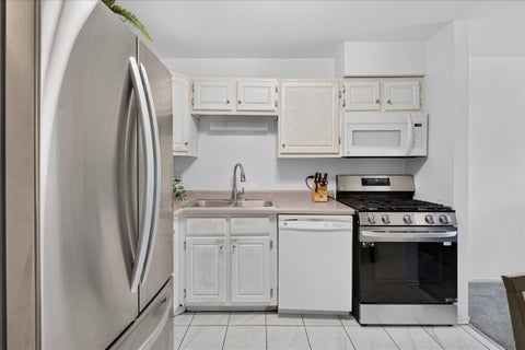 Tiny photo for 2000 Bayside Drive #313, Palatine, IL 60074 (MLS # 12775967)