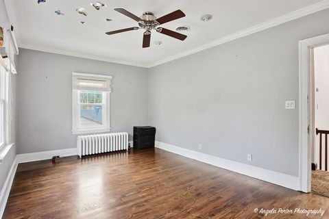 Tiny photo for 462 Glendenning Place, Waukegan, IL 60085 (MLS # 12655630)