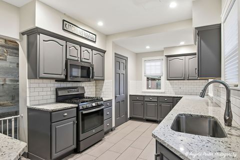 Tiny photo for 462 Glendenning Place, Waukegan, IL 60085 (MLS # 12655630)