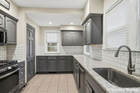 Tiny photo for 462 Glendenning Place, Waukegan, IL 60085 (MLS # 12655630)