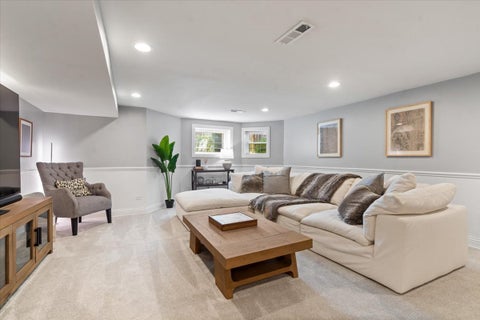 Tiny photo for 4346 S FORRESTVILLE Avenue, Chicago, IL 60653 (MLS # 12750572)