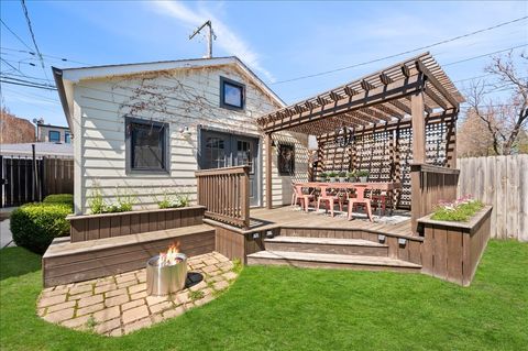 Tiny photo for 2710 N Sacramento Avenue, Chicago, IL 60647 (MLS # 12597943)
