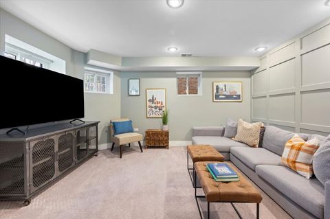 Tiny photo for 2710 N Sacramento Avenue, Chicago, IL 60647 (MLS # 12597943)