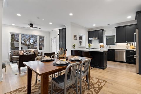 Tiny photo for 4546 N Knox Avenue, Chicago, IL 60630 (MLS # 12572656)