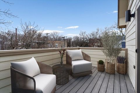 Tiny photo for 4546 N Knox Avenue, Chicago, IL 60630 (MLS # 12572656)