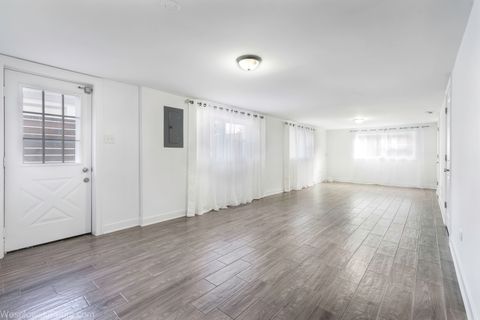 Tiny photo for 10841 Laramie Avenue, Oak Lawn, IL 60453 (MLS # 12572227)