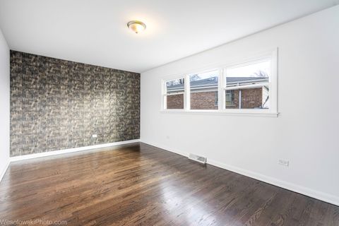 Tiny photo for 10841 Laramie Avenue, Oak Lawn, IL 60453 (MLS # 12572227)