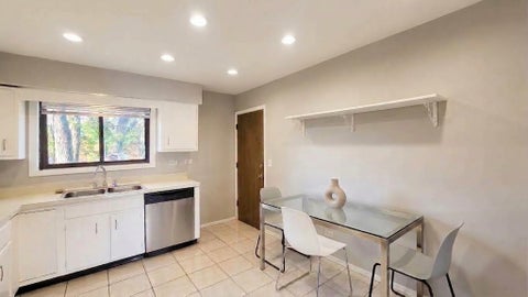 Tiny photo for 718 Cobblestone Circle #C, Glenview, IL 60025 (MLS # 12768011)