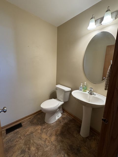 Tiny photo for 996 Como Circle, Hampshire, IL 60140 (MLS # 12580600)