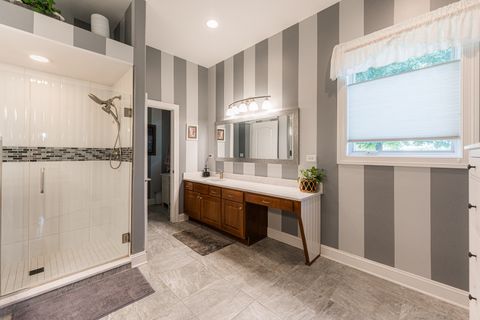 Tiny photo for 101 Rose Drive, Bloomingdale, IL 60108 (MLS # 12557499)