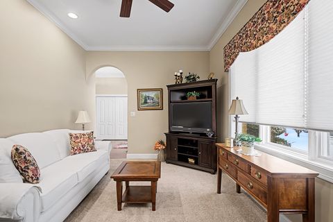 Tiny photo for 101 Rose Drive, Bloomingdale, IL 60108 (MLS # 12557499)