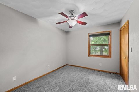 Tiny photo for 211 EAGLE RIDGE Road, Muscatine, IA 52761 (MLS # QC4264071)