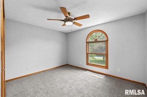 Tiny photo for 211 EAGLE RIDGE Road, Muscatine, IA 52761 (MLS # QC4264071)