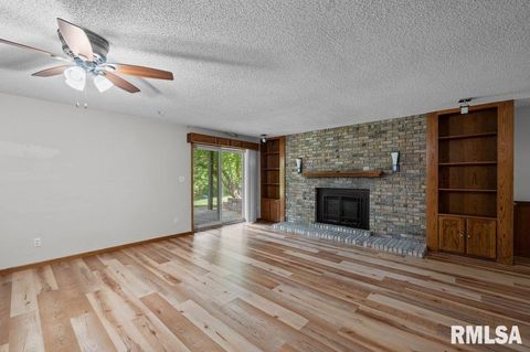 Tiny photo for 211 EAGLE RIDGE Road, Muscatine, IA 52761 (MLS # QC4264071)