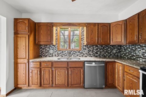 Tiny photo for 211 EAGLE RIDGE Road, Muscatine, IA 52761 (MLS # QC4264071)