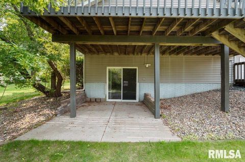 Tiny photo for 211 EAGLE RIDGE Road, Muscatine, IA 52761 (MLS # QC4264071)