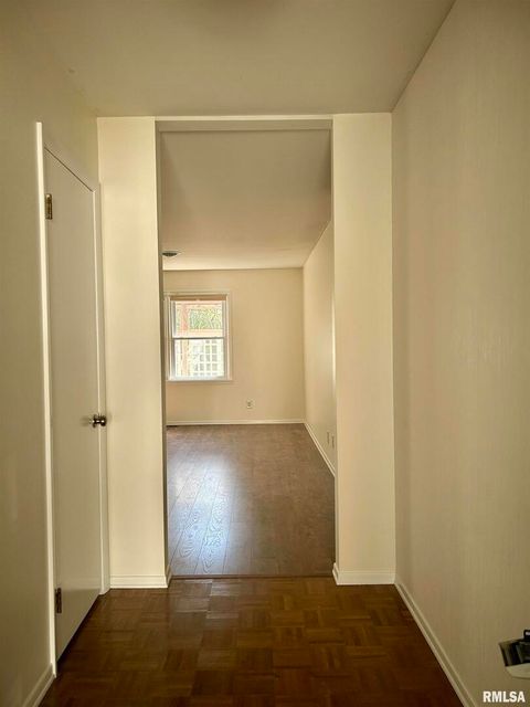 Tiny photo for 611 S TERRACE Drive, Carbondale, IL 62901 (MLS # EB459929)