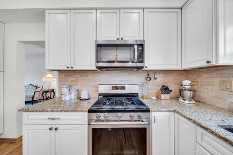 Tiny photo for 5 Deeke Court, Roselle, IL 60172 (MLS # 12606187)