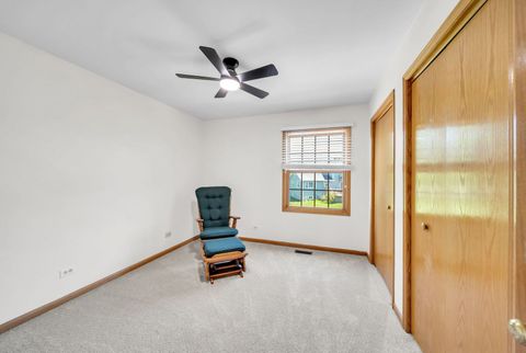 Tiny photo for 5 Deeke Court, Roselle, IL 60172 (MLS # 12606187)