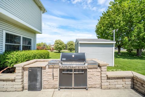 Tiny photo for 5 Deeke Court, Roselle, IL 60172 (MLS # 12606187)