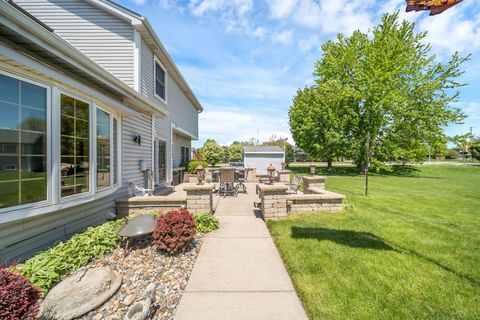 Tiny photo for 5 Deeke Court, Roselle, IL 60172 (MLS # 12606187)
