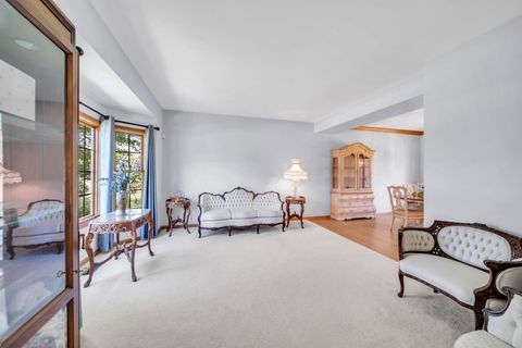 Tiny photo for 5 Deeke Court, Roselle, IL 60172 (MLS # 12606187)