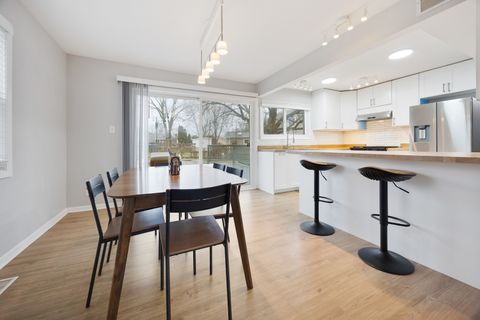 Tiny photo for 424 N Salem Drive, Schaumburg, IL 60194 (MLS # 12583546)