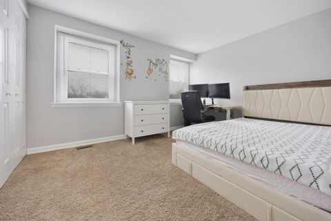 Tiny photo for 424 N Salem Drive, Schaumburg, IL 60194 (MLS # 12583546)