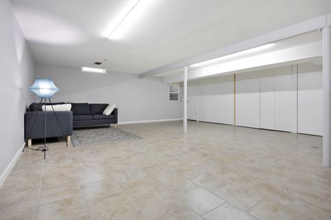 Tiny photo for 424 N Salem Drive, Schaumburg, IL 60194 (MLS # 12583546)