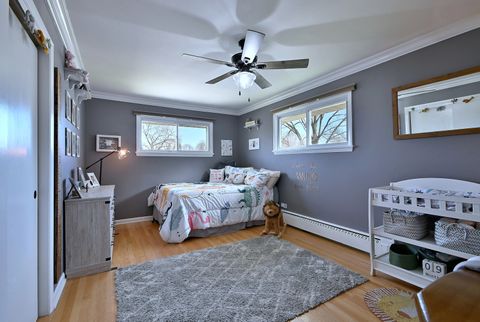 Tiny photo for 1303 E Ironwood Drive, Mount Prospect, IL 60056 (MLS # 12606155)