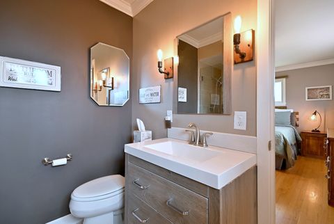 Tiny photo for 1303 E Ironwood Drive, Mount Prospect, IL 60056 (MLS # 12606155)