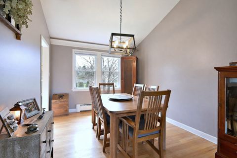 Tiny photo for 1303 E Ironwood Drive, Mount Prospect, IL 60056 (MLS # 12606155)