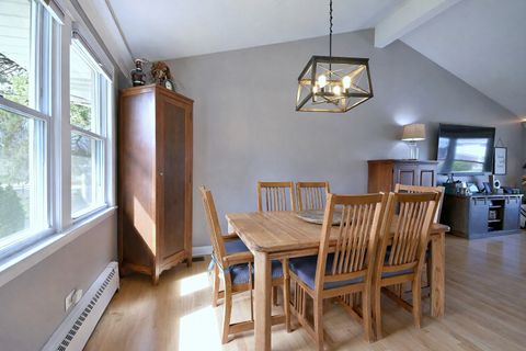 Tiny photo for 1303 E Ironwood Drive, Mount Prospect, IL 60056 (MLS # 12606155)