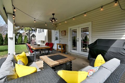 Tiny photo for 1303 E Ironwood Drive, Mount Prospect, IL 60056 (MLS # 12606155)