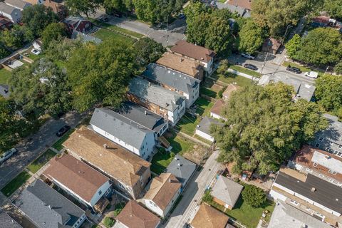 Tiny photo for 8613 S Colfax Avenue, Chicago, IL 60617 (MLS # 12495835)