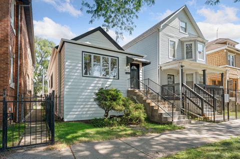 Tiny photo for 8613 S Colfax Avenue, Chicago, IL 60617 (MLS # 12495835)
