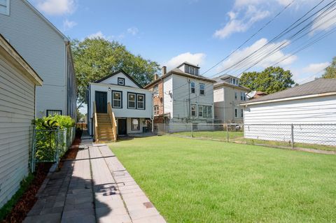 Tiny photo for 8613 S Colfax Avenue, Chicago, IL 60617 (MLS # 12495835)