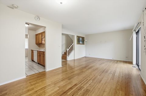 Tiny photo for 413 Buffalo Trail, Wheeling, IL 60090 (MLS # 12513443)