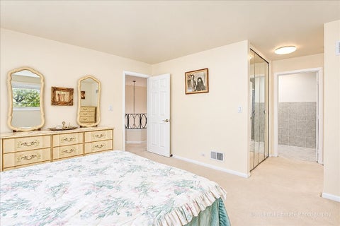 Tiny photo for 9938 N Huber Lane, Niles, IL 60714 (MLS # 12755598)