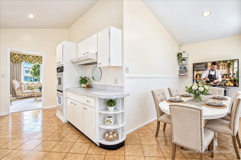 Tiny photo for 9938 N Huber Lane, Niles, IL 60714 (MLS # 12755598)