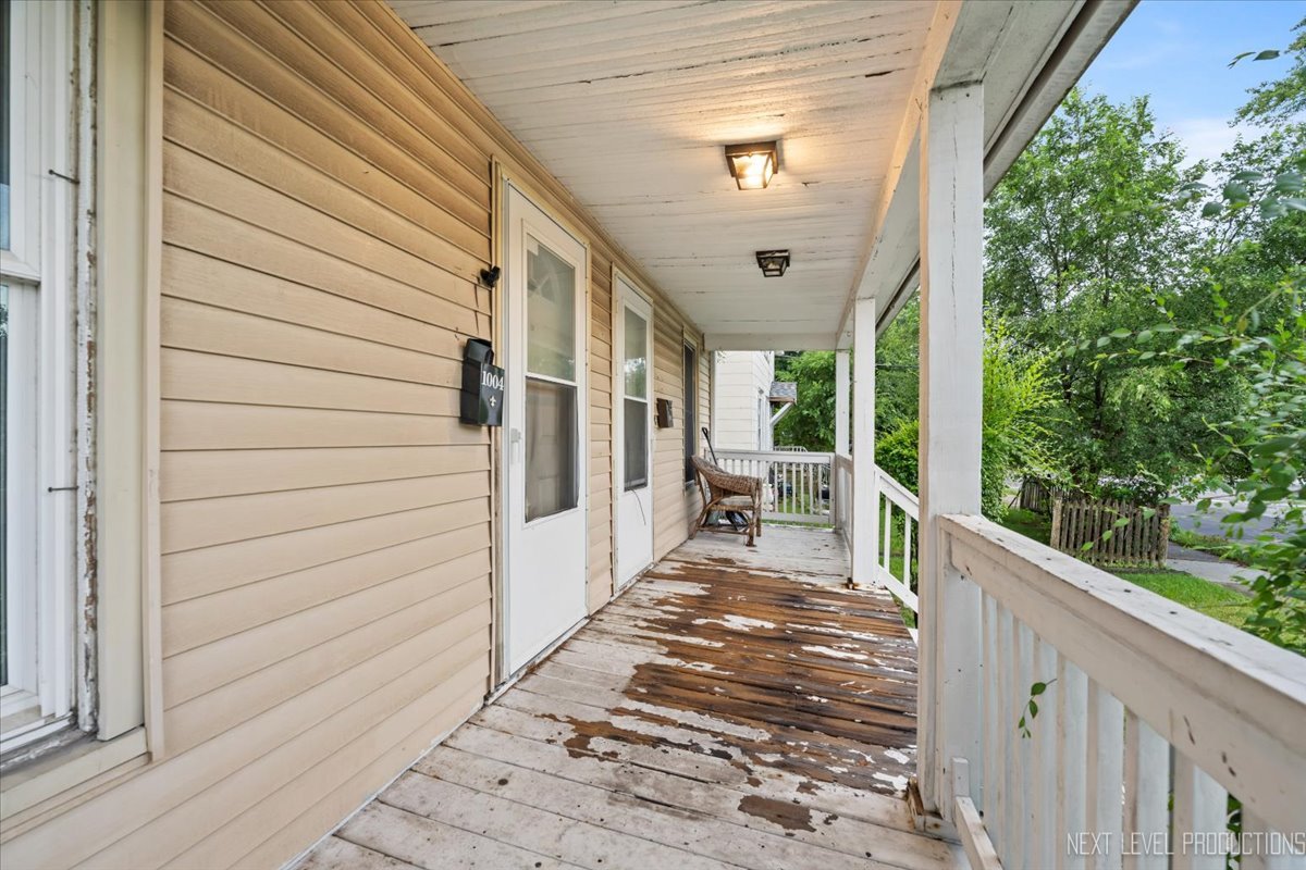 1002 Wilcox Street