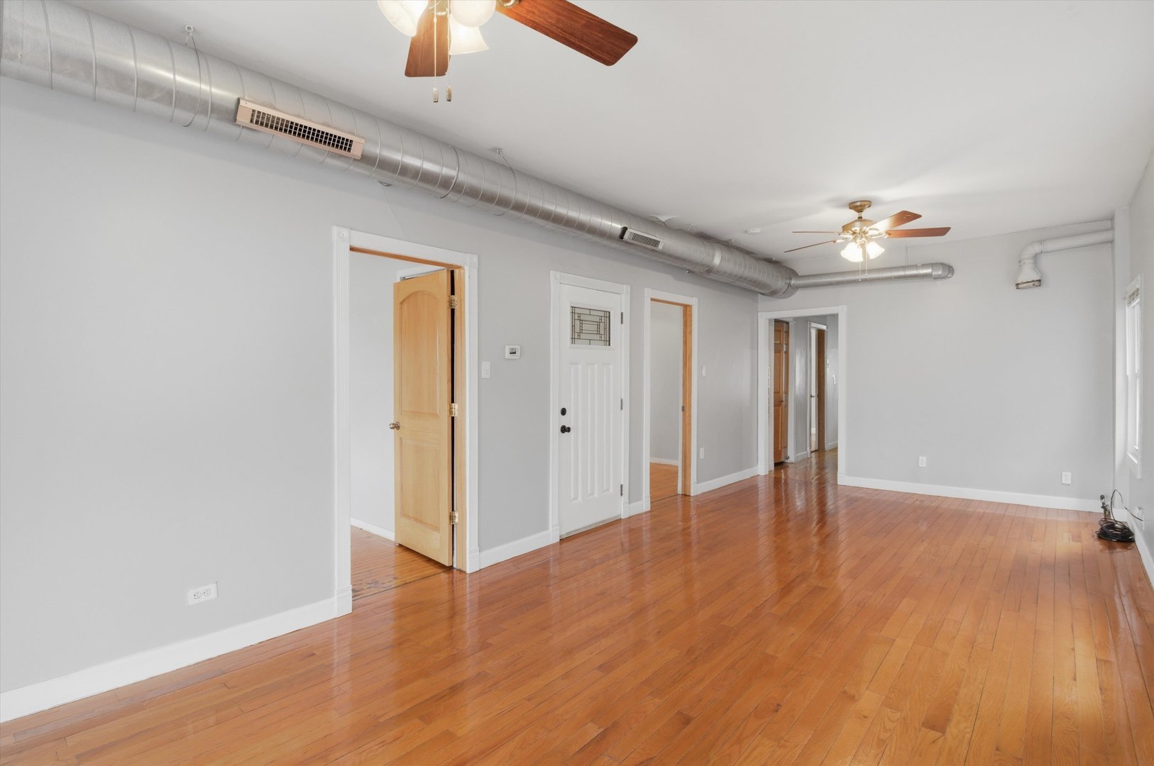 2911 W Belden Avenue 2