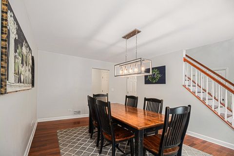 Tiny photo for 1352 Laurel Oaks Drive, Streamwood, IL 60107 (MLS # 12582345)