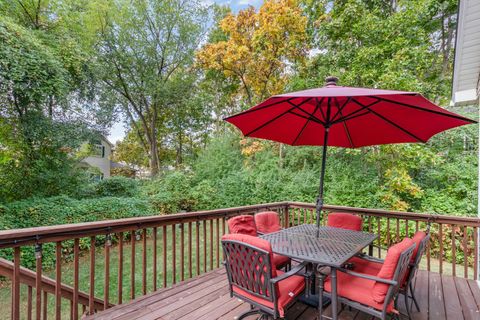 Tiny photo for 1352 Laurel Oaks Drive, Streamwood, IL 60107 (MLS # 12582345)