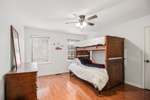 Tiny photo for 1352 Laurel Oaks Drive, Streamwood, IL 60107 (MLS # 12582345)